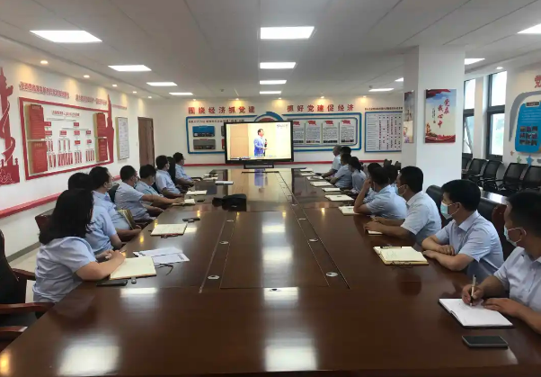 泓源公司员工综合素质提升系列培训正式启动(图2) 泓源公司员工综合素质提升系列培训正式启动(图2)